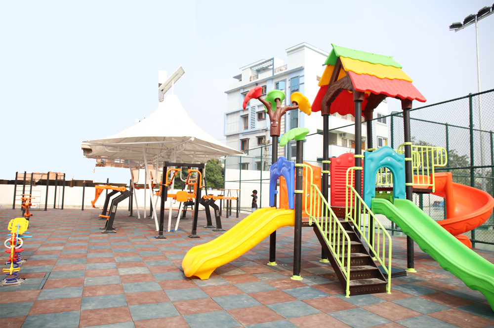 Kids play equipment