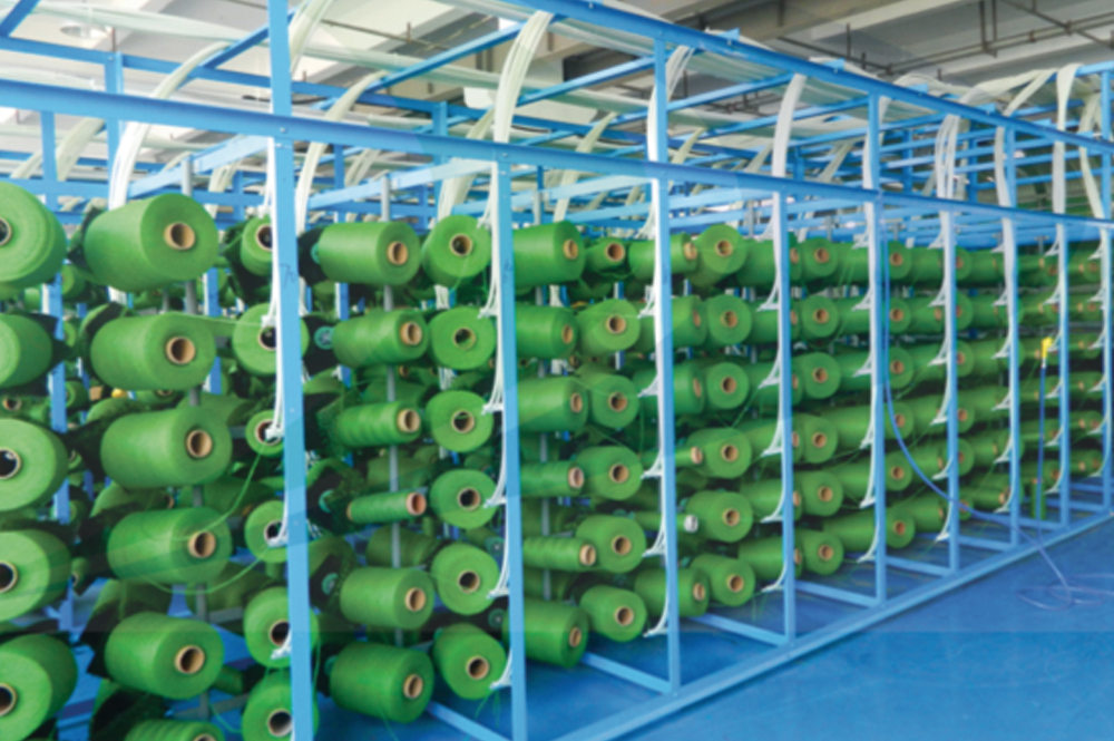 Sports artificial turf