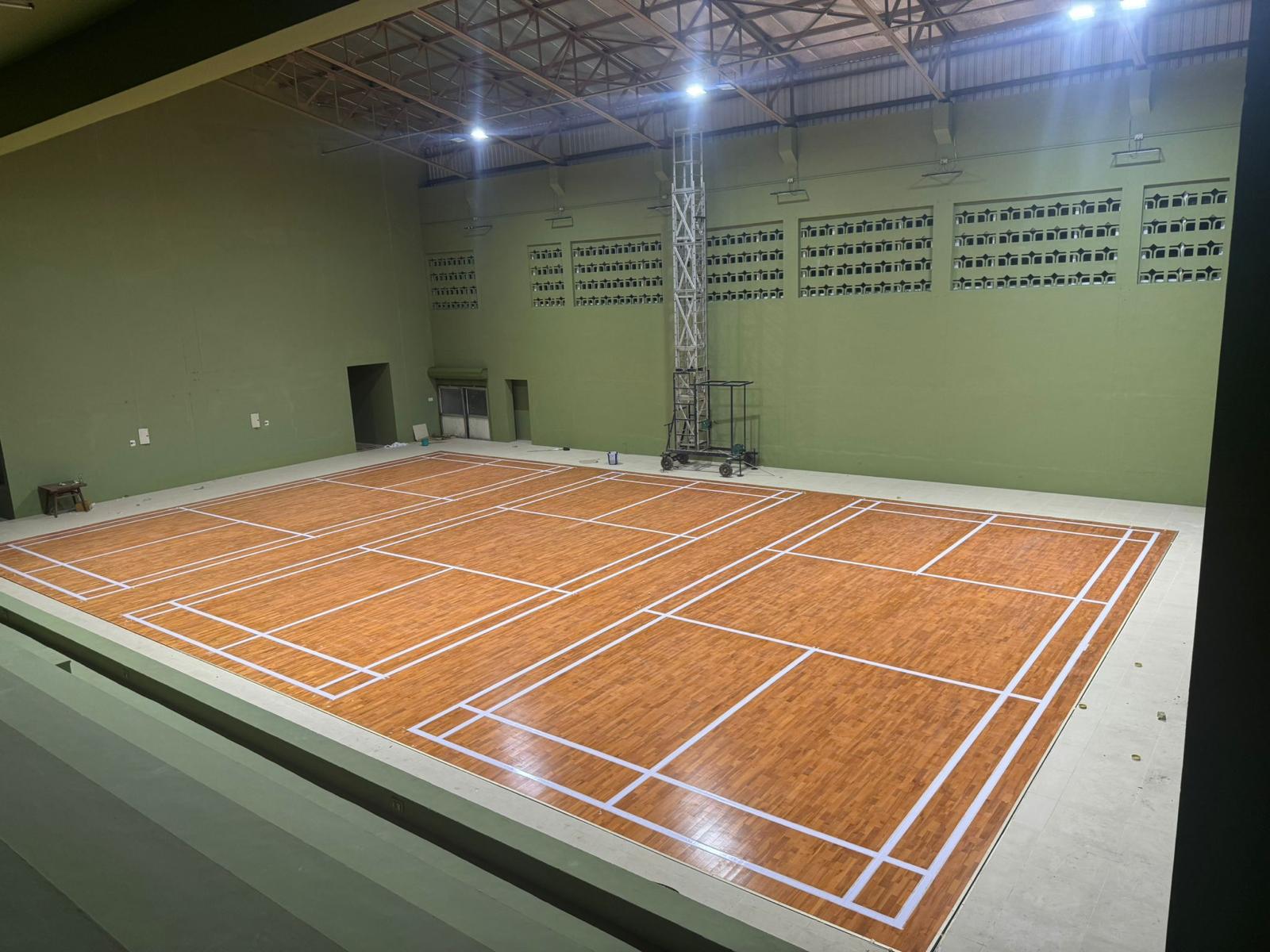 Wooden sports flooring installation